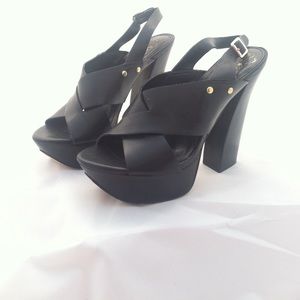 Black Leather Vince Camuto Platform Sandals